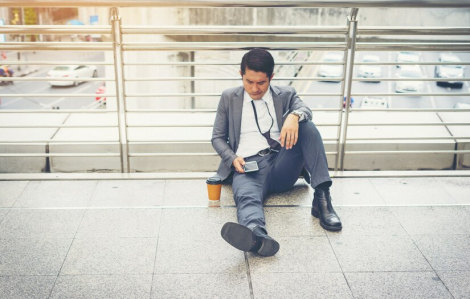 Chồng vừa mất việc, vợ đã dằn hắt