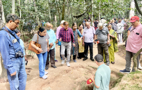 Lượng lớn du khách quốc tế tự túc đến Việt Nam