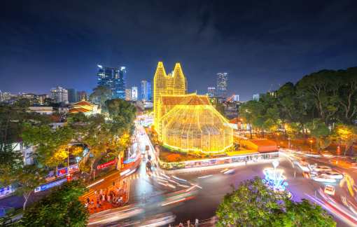 Sống chậm và thương nhau nhiều hơn