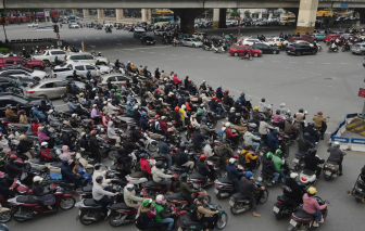 Giao thông thành phố Hà Nội ra sao khi camera AI vận hành?