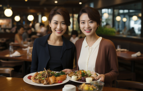 Con gái Gen Z thắc mắc 'nhà nhiều tiền sao mẹ sống khổ vậy'