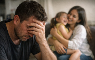 Muốn tái hợp vợ cũ vì không hạnh phúc với vợ mới