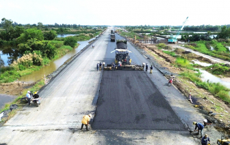 Người dân miền Tây háo hức chờ thông xe cao tốc Cần Thơ - Cà Mau