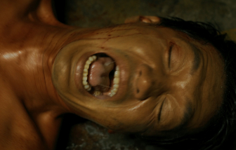 Trailer phim "Thiên đường máu" hé lộ các cảnh quay ám ảnh