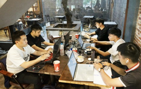 Chạy deadline ở... quán cà phê