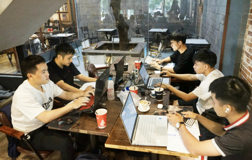 Chạy deadline ở... quán cà phê