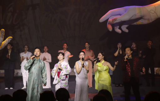 Quốc Thiên hội ngộ Trần Mạnh Tuấn sau 18 năm trong đêm nhạc Trịnh Công Sơn