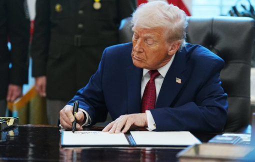 Tổng thống Trump gọi fentanyl là 'vũ khí hủy diệt hàng loạt'