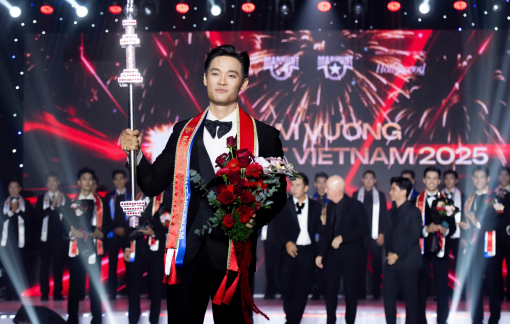 Chàng trai Phú Thọ đăng quang Manhunt Vietnam 2025