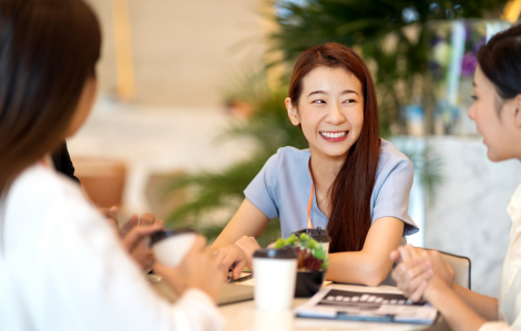 Phụ nữ và hành trình trở lại