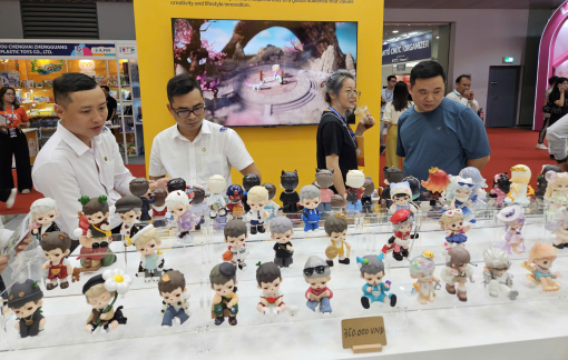 Hộp mù thế hệ mới, quái cute... đổ bộ thị trường đồ chơi