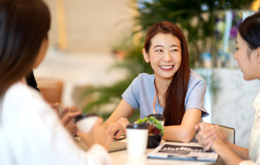 Phụ nữ và hành trình trở lại