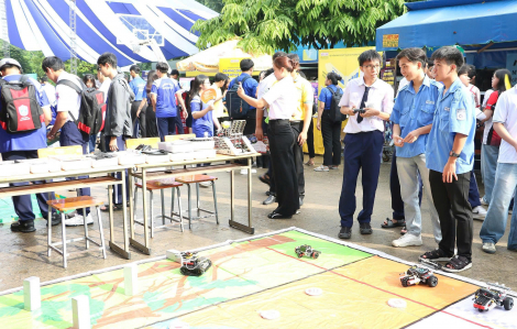 Định hướng chương trình trung học nghề và lộ trình thực hiện