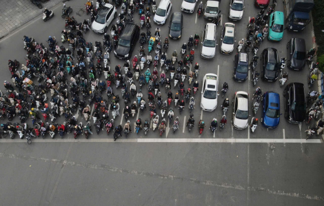 Từ nỗi lo bị giám sát dưới ống kính camera AI đến một xã hội chuẩn mực hơn