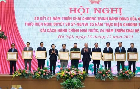 Vietjet nhận bằng khen của Thủ tướng Chính phủ với thành tích triển khai ứng dụng sinh trắc học trong làm thủ tục bay toàn trình