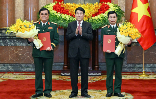 Chủ tịch nước Lương Cường chủ trì lễ trao quyết định thăng quân hàm Thượng tướng