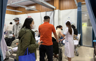 Hơn 200 người nhập viện vì ngộ độc bánh mì ở Quảng Ngãi do thực phẩm nhiễm vi sinh vật