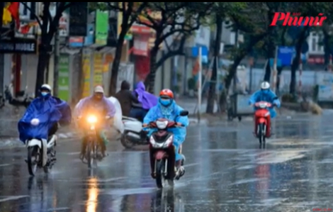 Thời tiết ngày 22/12: TPHCM ngày nắng, chiều và tối có mưa rào