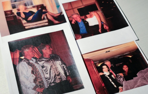 Cựu Tổng thống Mỹ Bill Clinton lên tiếng về những bức ảnh nhạy cảm trong hồ sơ Jeffrey Epstein