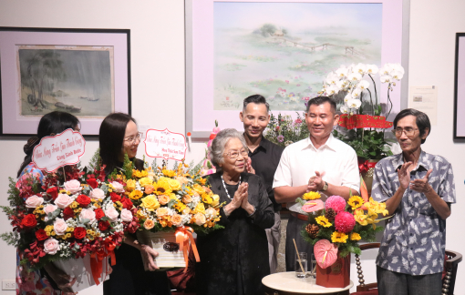 Đánh thức ký ức quê hương qua triển lãm 'Hành trình chưa ngủ'