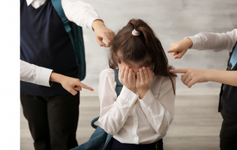 Con bị bắt nạt, phải làm sao?