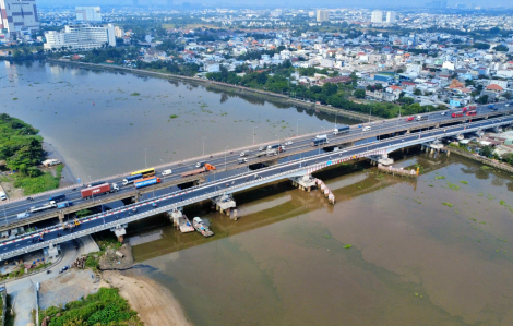 Cầu Bình Phước 1 đã được nâng tĩnh không hơn 7m, sẵn sàng thông xe