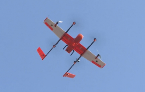 Dùng máy bay không người lái vận chuyển thuốc, mẫu xét nghiệm