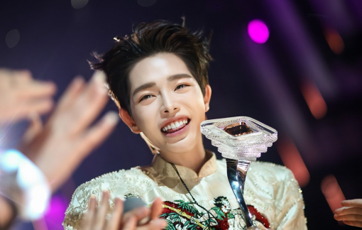 Đức Phúc ra mắt phim tài liệu về hành trình mang nhạc Việt ra thế giới