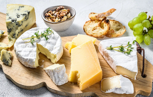 Pho mát giúp giảm nguy cơ mắc các bệnh về trí nhớ