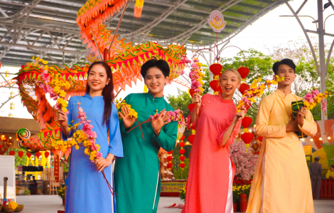 Nhiều hoạt động du lịch, giải trí tưng bừng ở TPHCM chào đón năm mới 2026