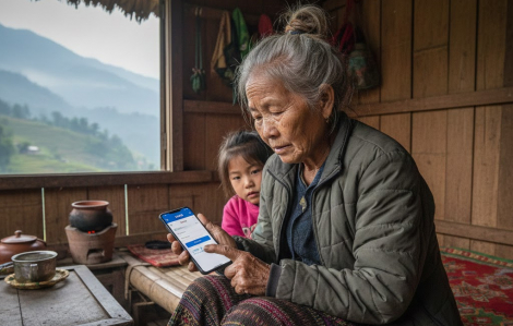 'Chấm điểm' công dân số - Câu chuyện của bà Năm ở bản Hua Tạt