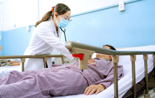 Liên tiếp những vụ ngộ độc sau khi ăn bánh mì: Chỉ một thao tác tay trần cũng có thể gây ngộ độc thực phẩm