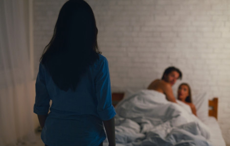 Cần sự quyết liệt của cơ quan điều trang trong xác lập chứng cứ ngoại tình