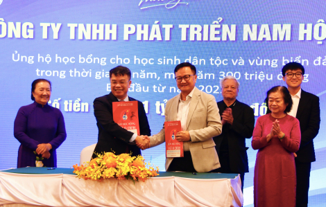 Quỹ Học bổng Vừ A Dính tiếp tục nối dài hành trình chăm lo thế hệ trẻ của đất nước