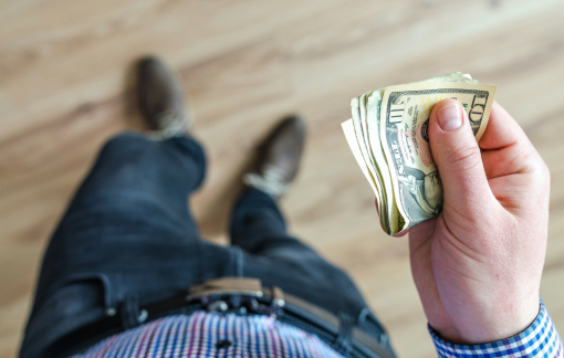 Chồng rút tiết kiệm đầu tư tiền ảo để mong nghỉ việc