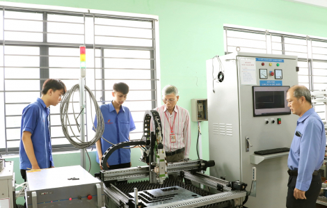 Xóa học “chay” bằng mô hình tự tạo