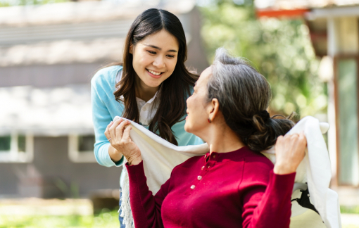 Có nên xem mẹ chồng như mẹ ruột?