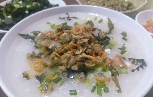 Nhớ cháo hến ngọt vị tuổi thơ