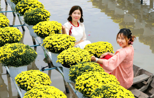 Nông dân miền Tây khai thác “đa giá trị” của hoa kiểng để làm giàu