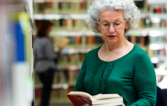 Người già Thụy Điển quay lại giảng đường để giữ trí óc minh mẫn