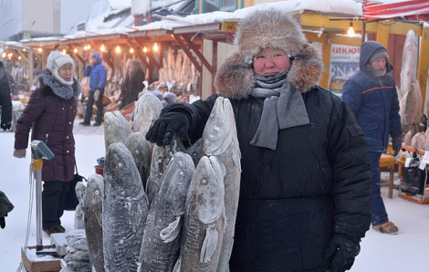 Bên trong thành phố lạnh nhất trái đất, người dân mặc 10kg quần áo giữa nền nhiệt -64°C