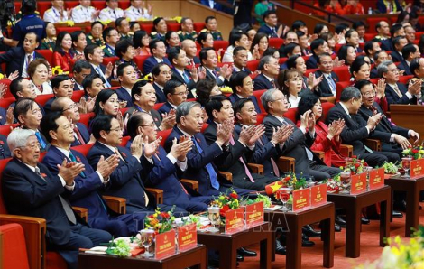 Khai mạc trọng thể Đại hội Thi đua yêu nước toàn quốc lần thứ XI