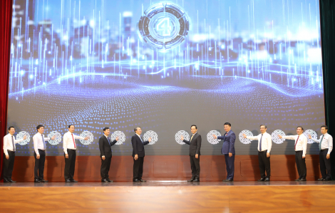 Ra mắt nền tảng “Ứng dụng HĐND số TPHCM” và Cổng thông tin điện tử HĐND TPHCM