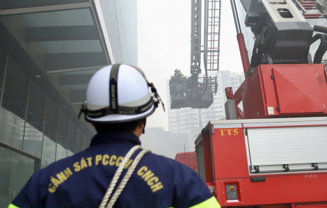 Trực thăng tham gia diễn tập chữa cháy, cứu nạn quy mô 4.000 người ở Hà Nội