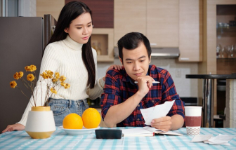 Chồng không muốn ở chung với cha mẹ vợ