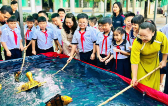 Xây dựng trường học hạnh phúc: Cần đồng bộ với chăm sóc sức khỏe tinh thần