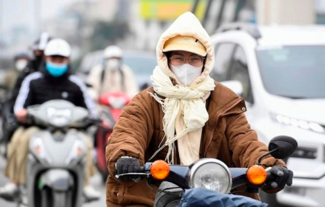 Miền Bắc hửng nắng nhưng rét đậm, miền Trung biển động mạnh