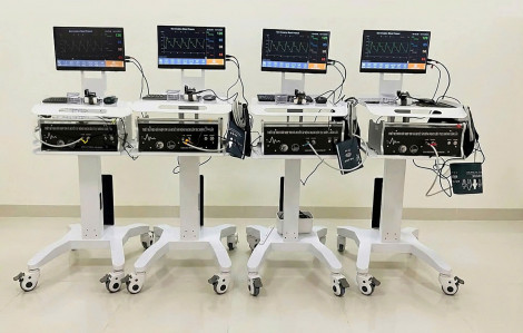 Các nhà khoa học Việt làm chủ công nghệ đo nhịp tim, huyết áp