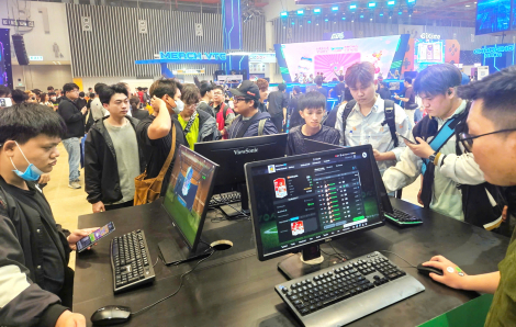 Nghiện game hay sống chung với người nghiện đều khổ