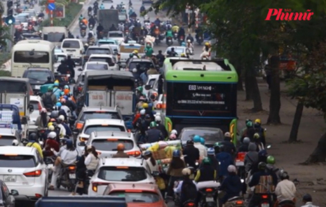 Bản tin ngày 2/1: Thủ tướng yêu cầu huy động tối đa lực lượng và nguồn lực, làm xuyên lễ tết